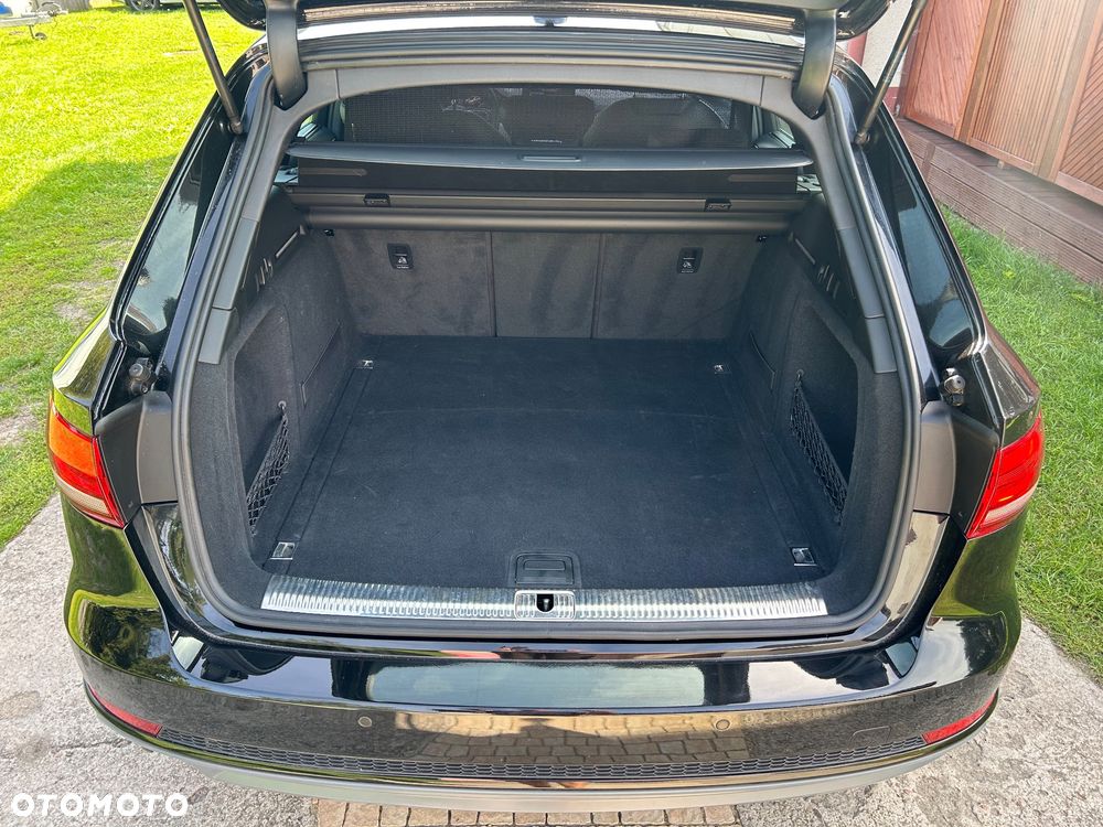 Audi A4 Avant 2.0 TDI DPF S line Sportpaket - 12