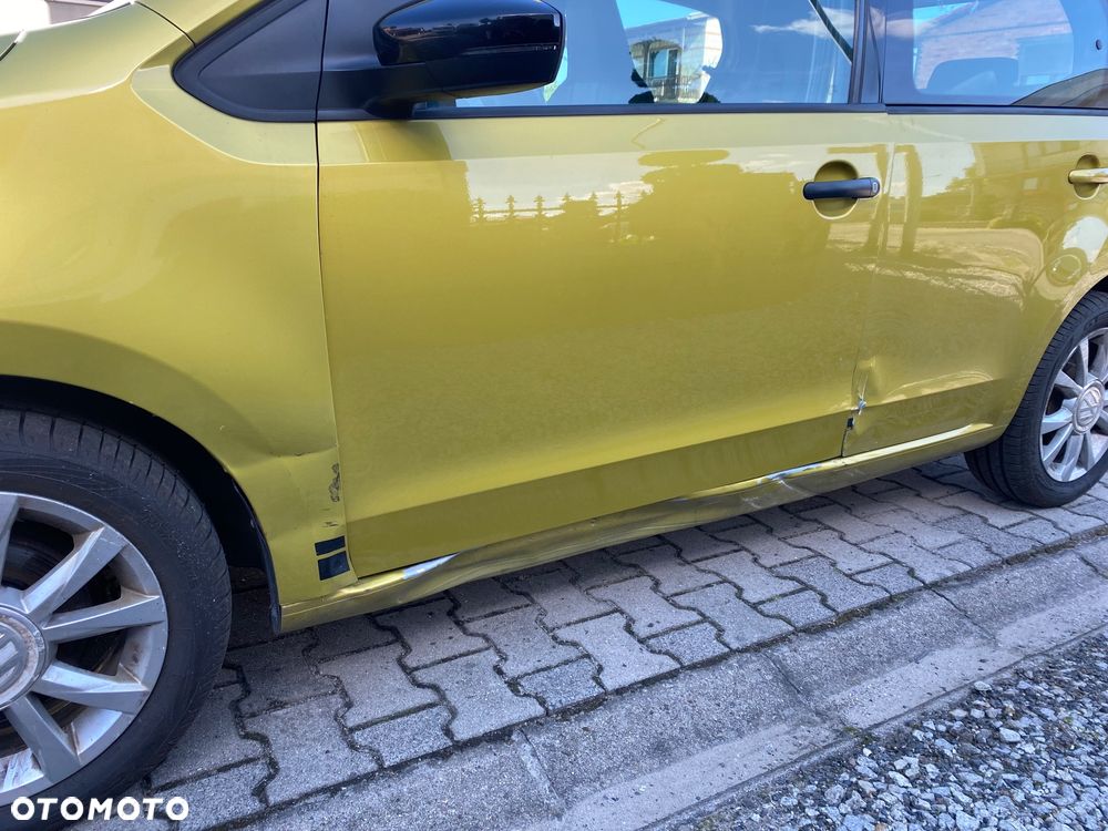 Volkswagen up! club - 5