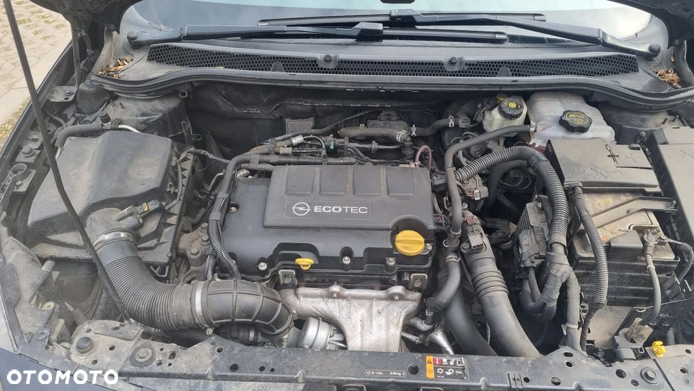 Opel Astra 1.4 T Cosmo - 5