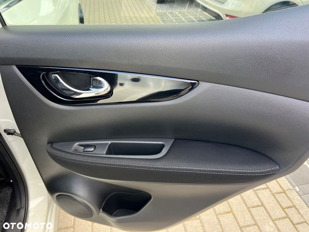 Nissan Qashqai 1.6 dCi Tekna - 12