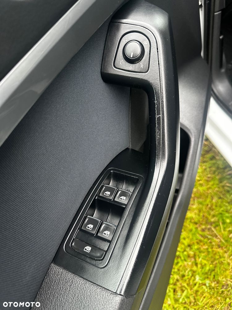 Seat Ateca 1.6 TDI ECOMOTIVE REFERENCE - 17