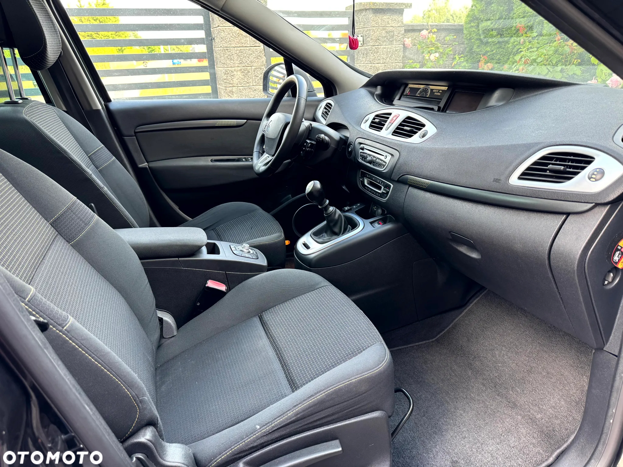 Renault Grand Scenic 1.6 16V 110 Dynamique - 25
