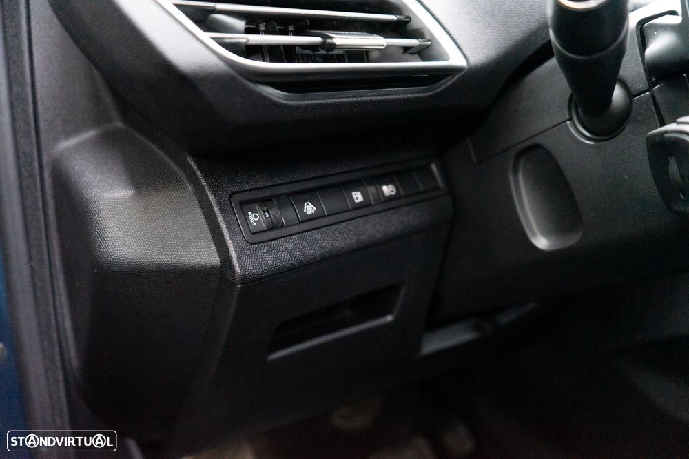 Peugeot 3008 1.6 Hybrid Allure Pack e-EAT8 - 24