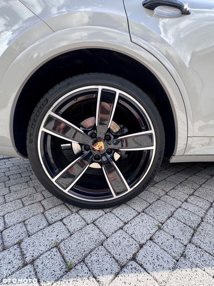 Porsche Cayenne - 20