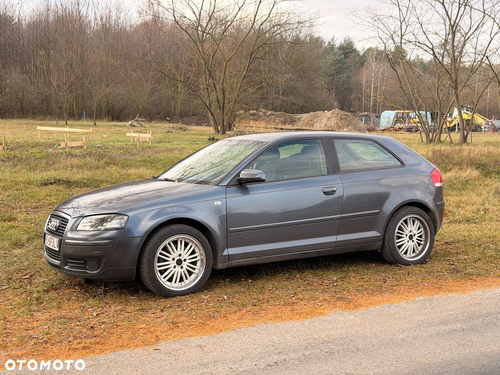 Audi A3 3-drzwiowe 2.0 TDI Quattro Ambiente - 8