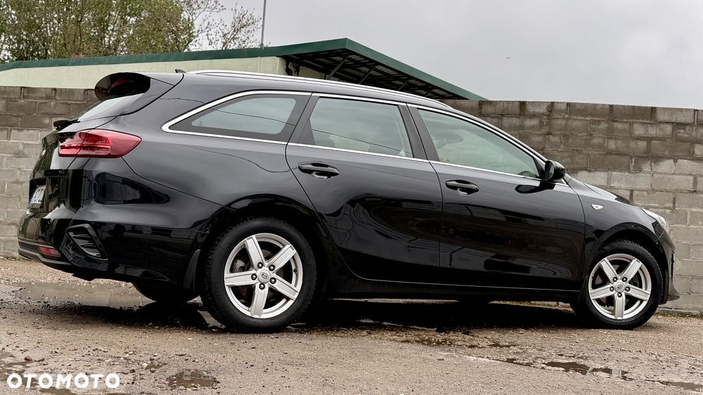 Kia Ceed 1.4 T-GDI DCT OPF Platinum Edition - 23