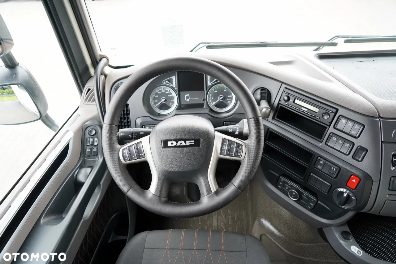 DAF XF 480 / SUPER SPACE CAB / KLIMA POSTOJOWA   / OPONY 100% / 290 TYS KM / PO ZŁOTYM KONTRAKCIE SERWISOWYM - 29