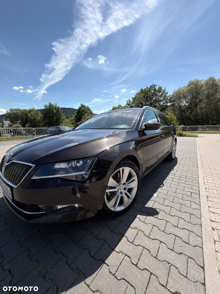 Skoda Superb 2.0 TDI Ambition DSG - 2