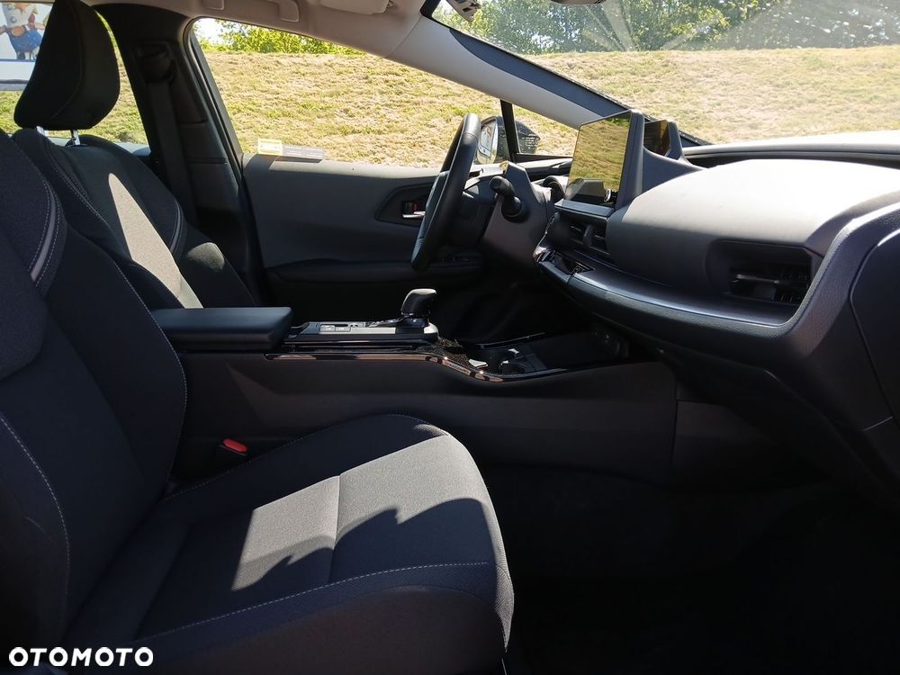 Toyota Prius - 13