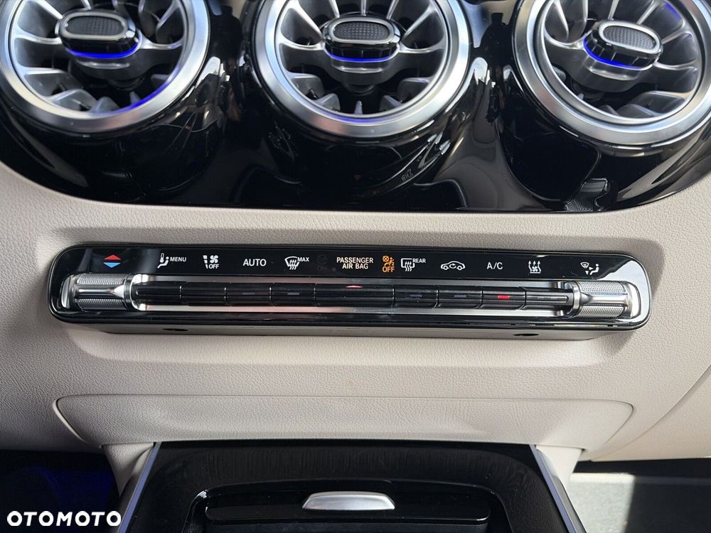 Mercedes-Benz EQA 250 66.5kWh Progressive - 28