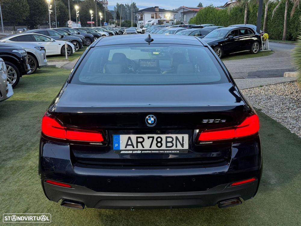 BMW 530 e Pack M - 13