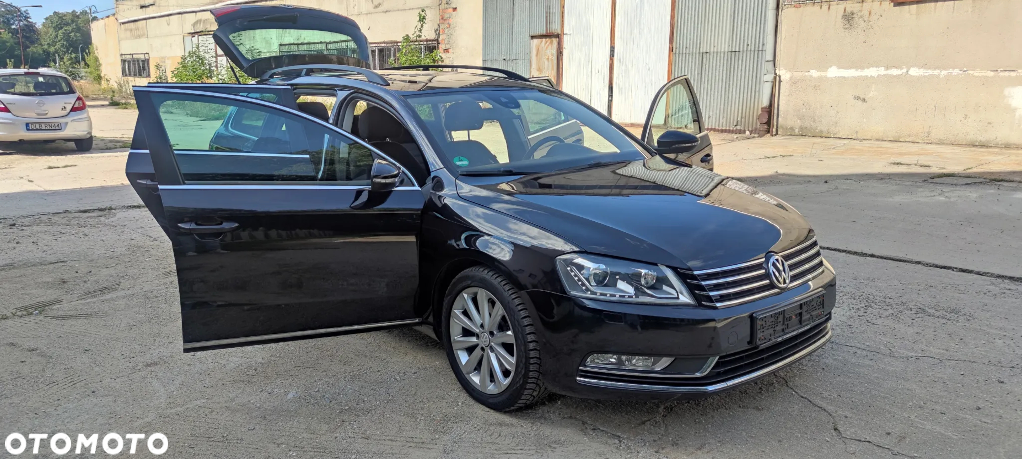 Volkswagen Passat 2.0 TDI Comfortline - 29