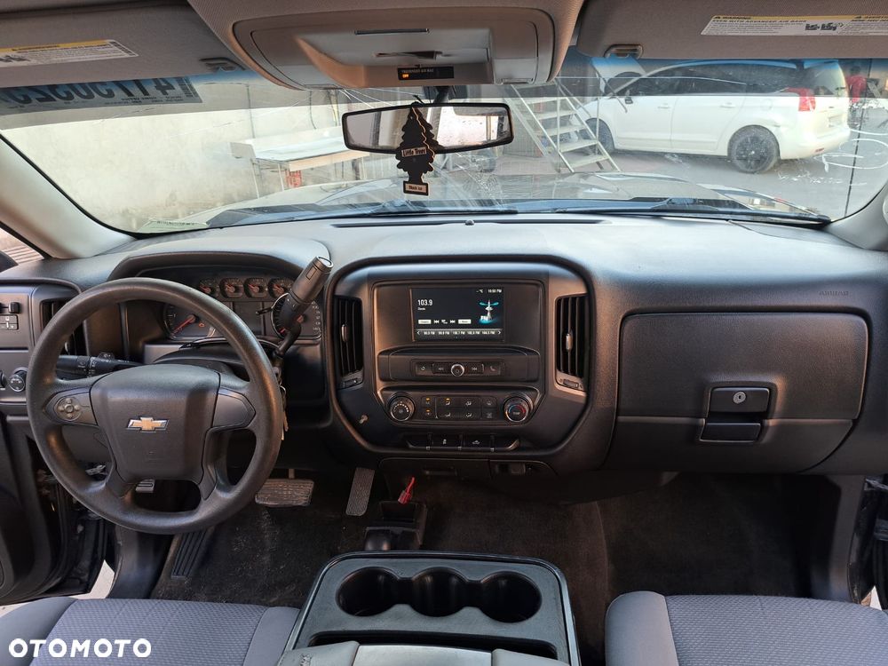 Chevrolet Silverado - 17