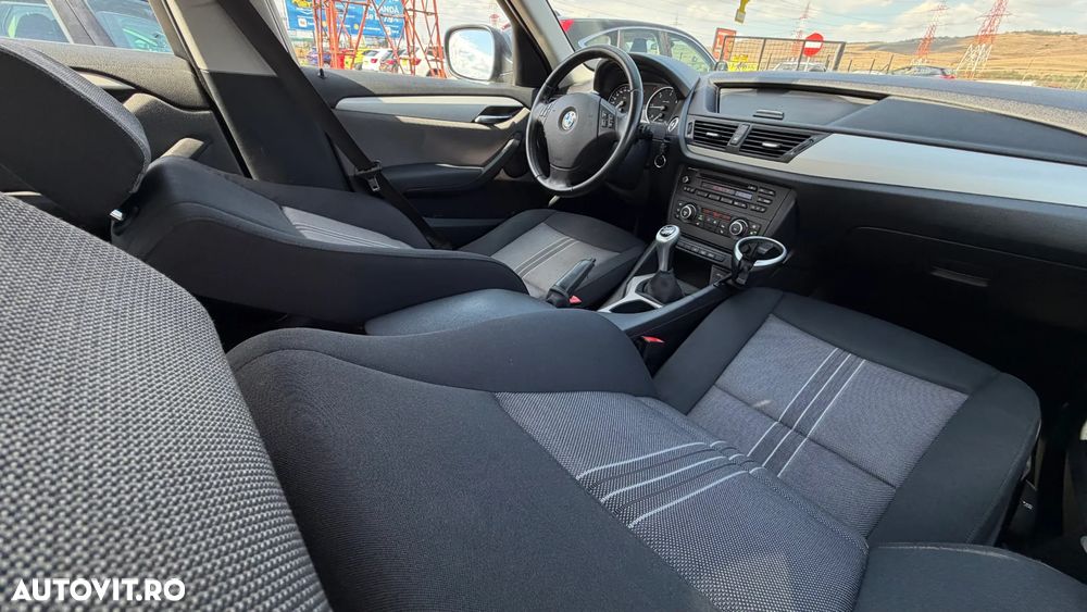 BMW X1 xDrive18d - 11