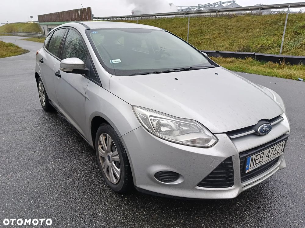 Ford Focus 1.6 TDCi Ambiente - 8