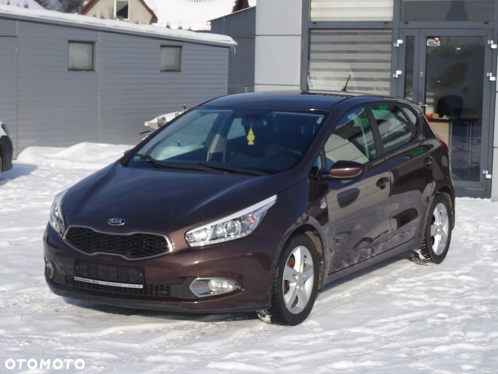 Kia Ceed 1.4 CVVT Attract - 16