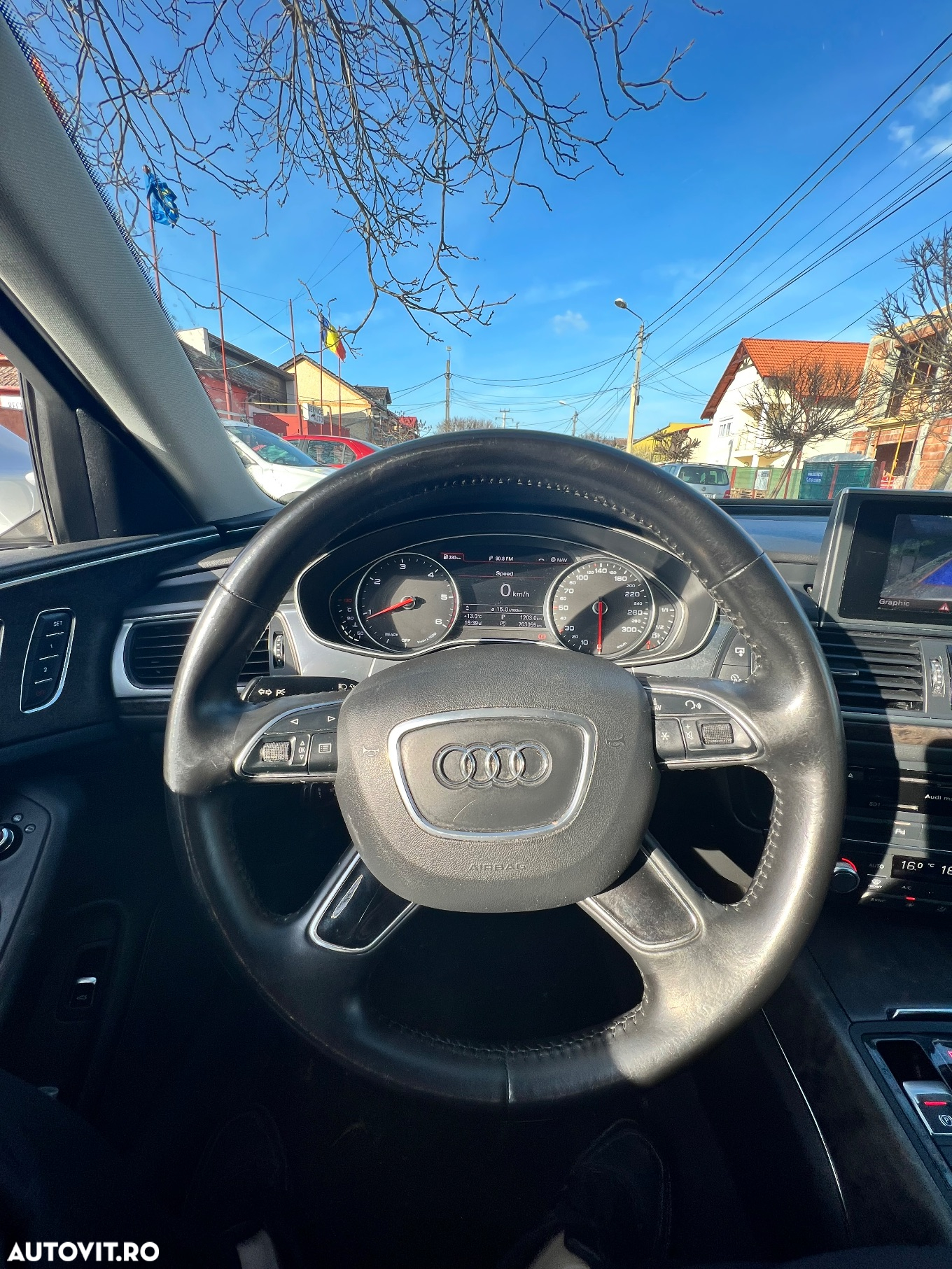 Audi A6 Avant 2.0 TDI Ultra S tronic - 9