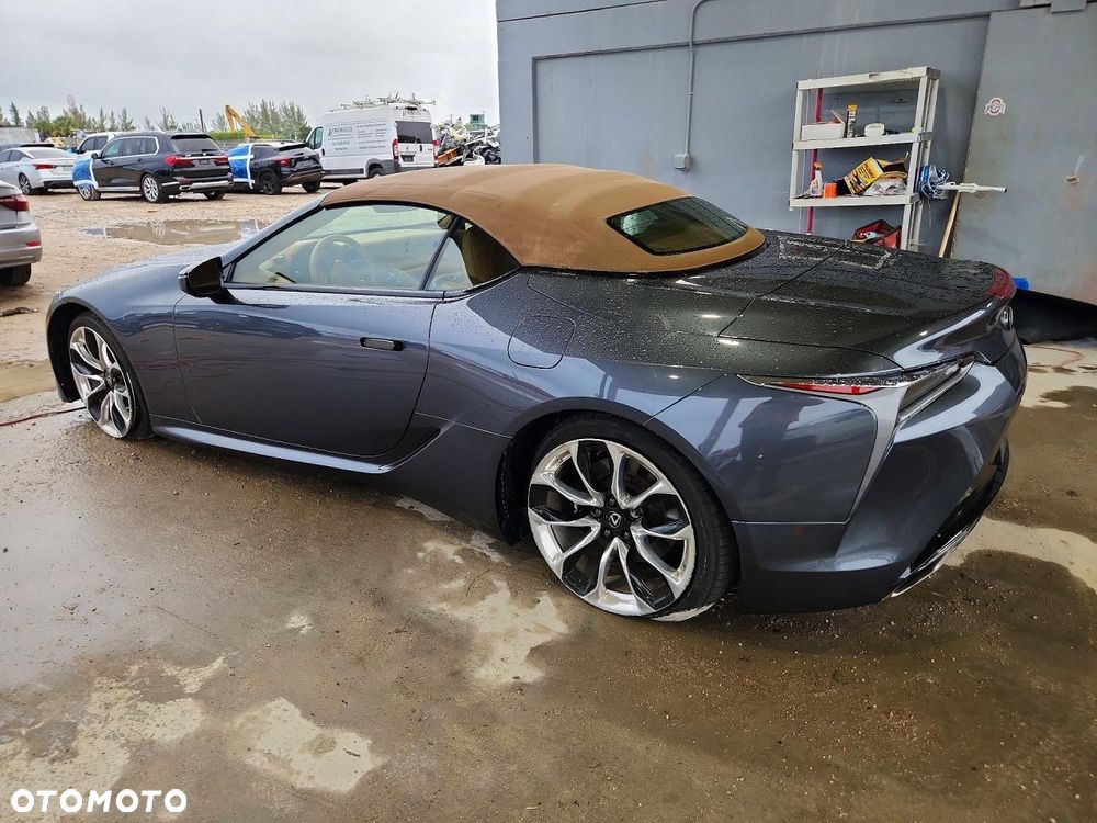 Lexus LC - 3