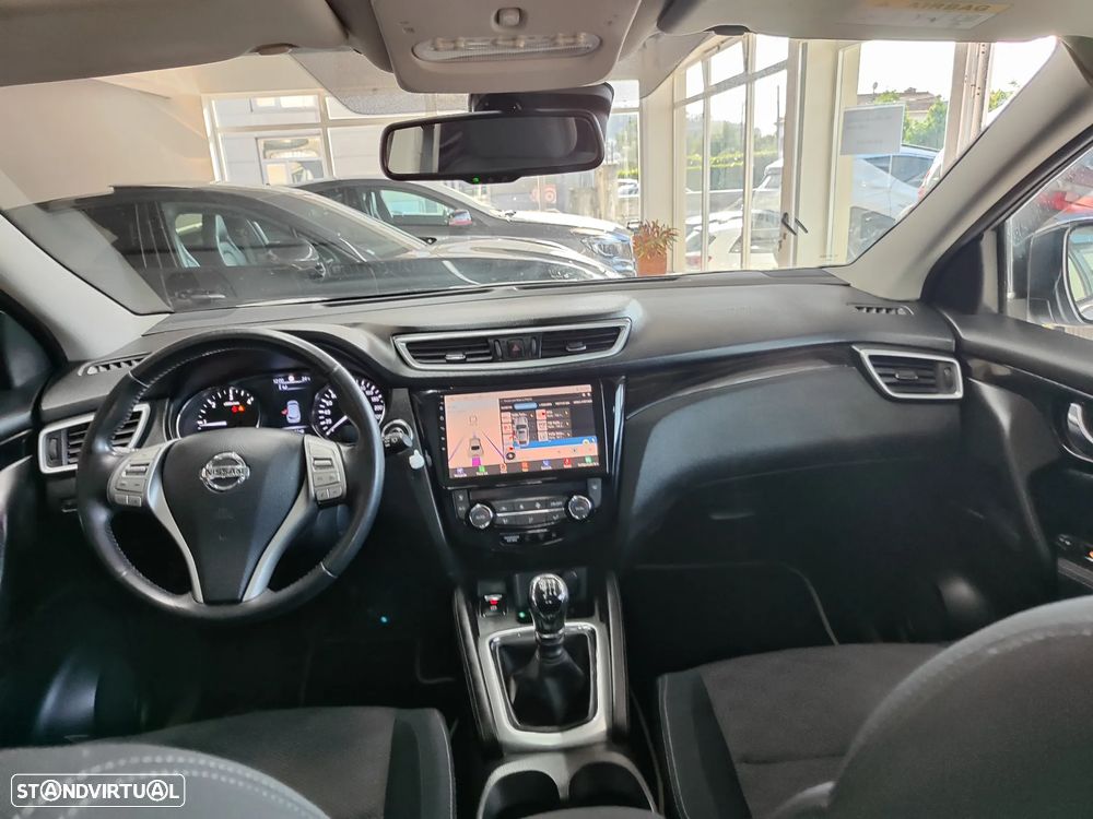 Nissan Qashqai 1.5 dCi N-Connecta 18 - 22