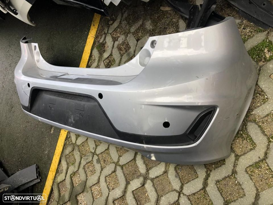 Parachoque ford ka plus - 2