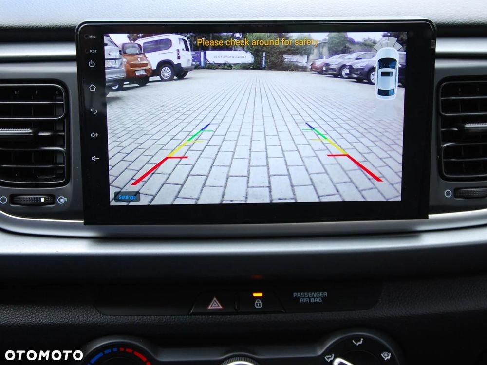 Kia Rio - 19