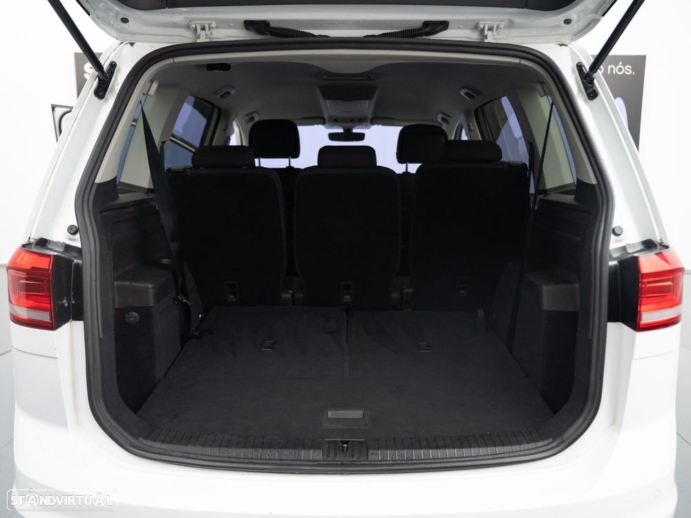 VW Touran 2.0 TDI Confortline - 10