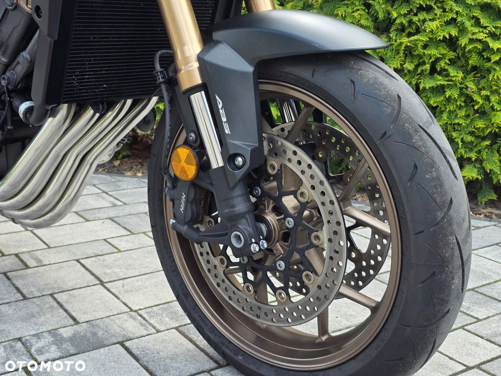 Honda CB - 6