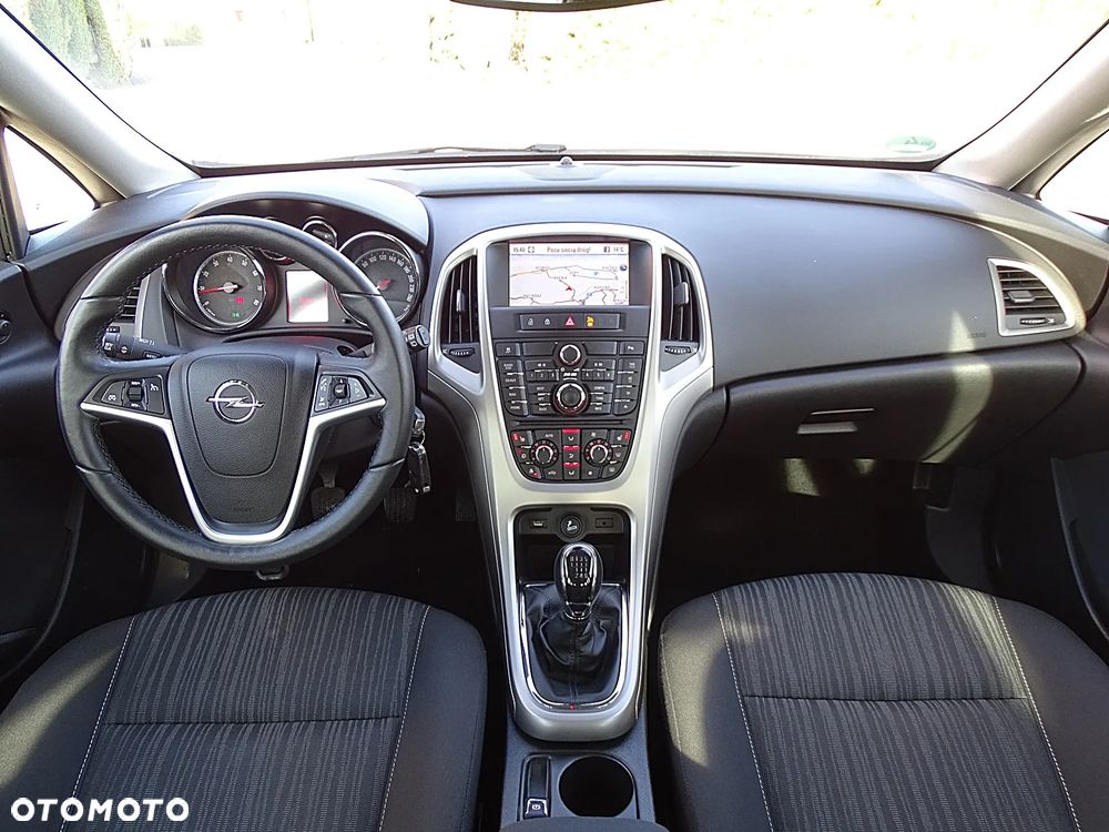 Opel Astra 1.4 Turbo Cosmo - 18