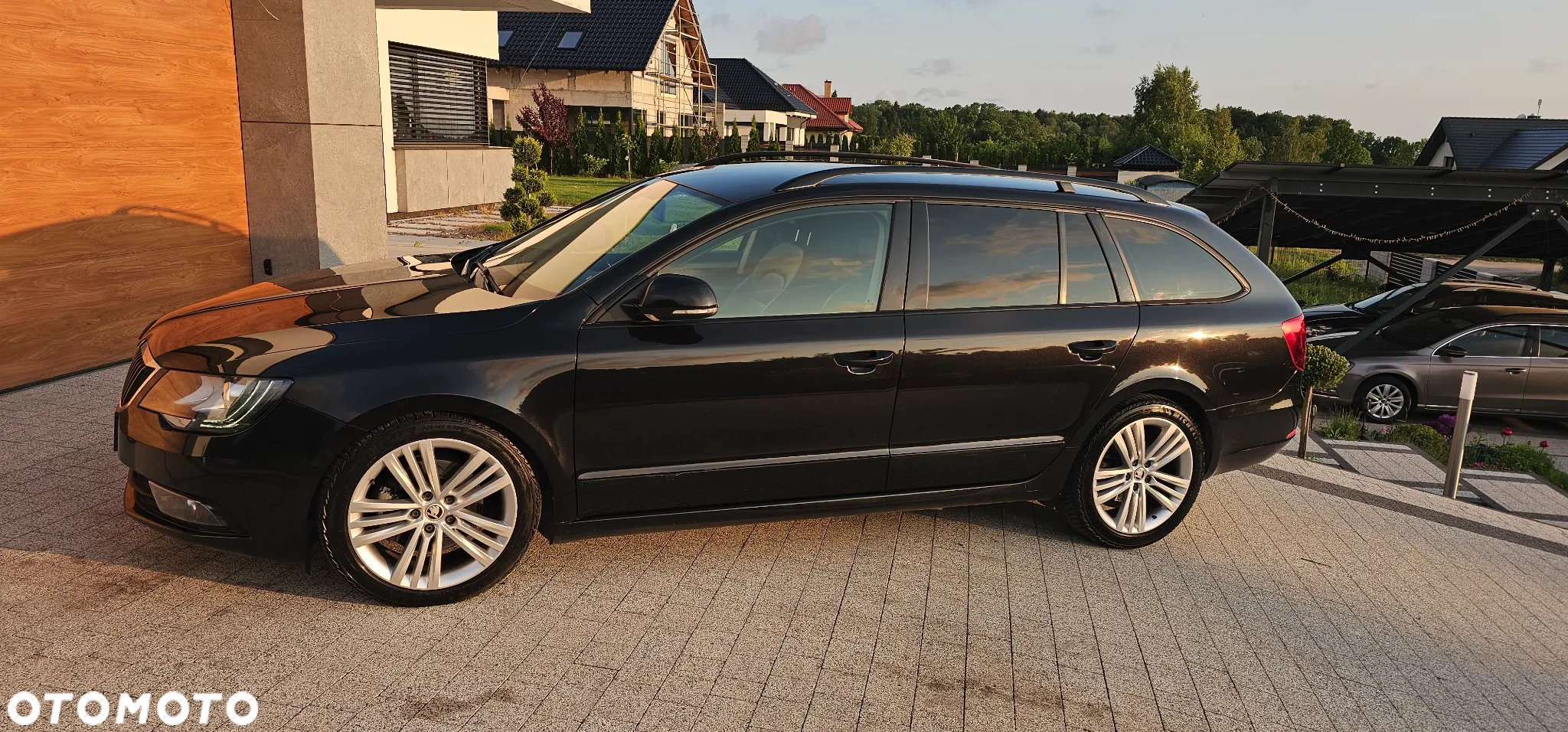 Skoda Superb 2.0 TDI Green tec DSG L&K - 7