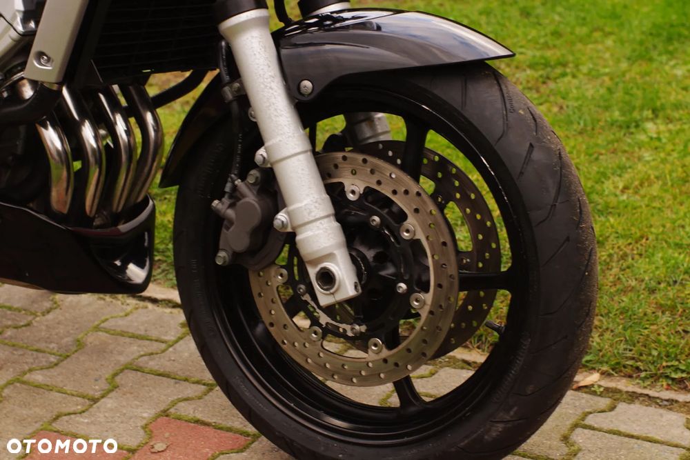 Yamaha FZ6 - 16