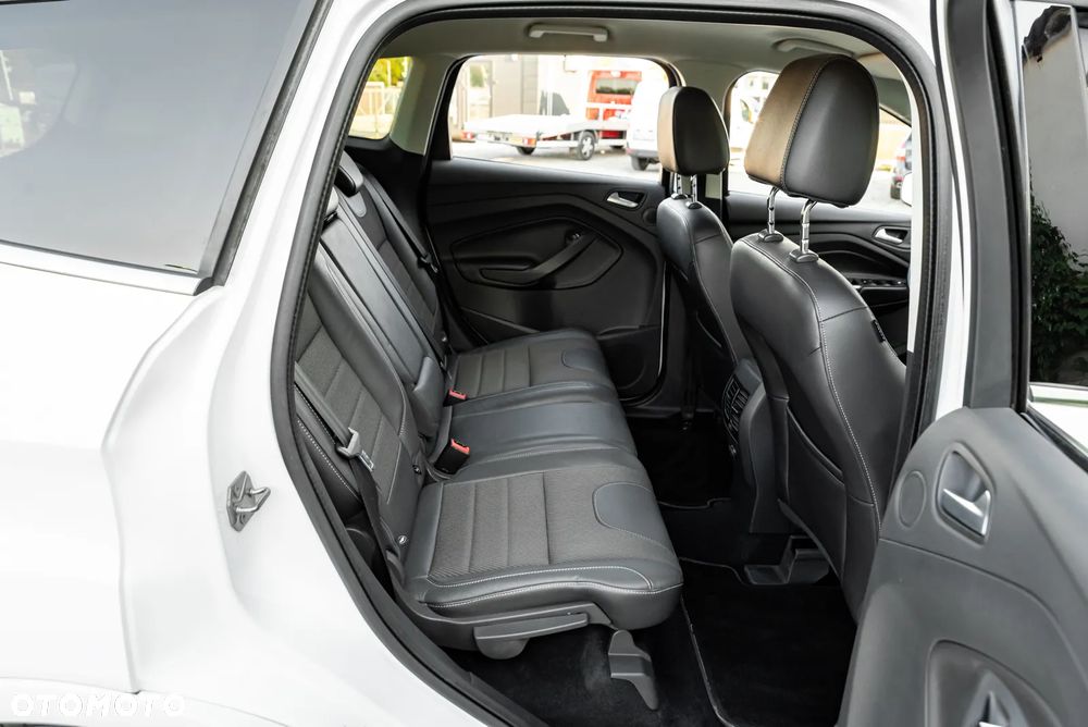 Ford Kuga 2.0 TDCi 4x4 Trend - 23