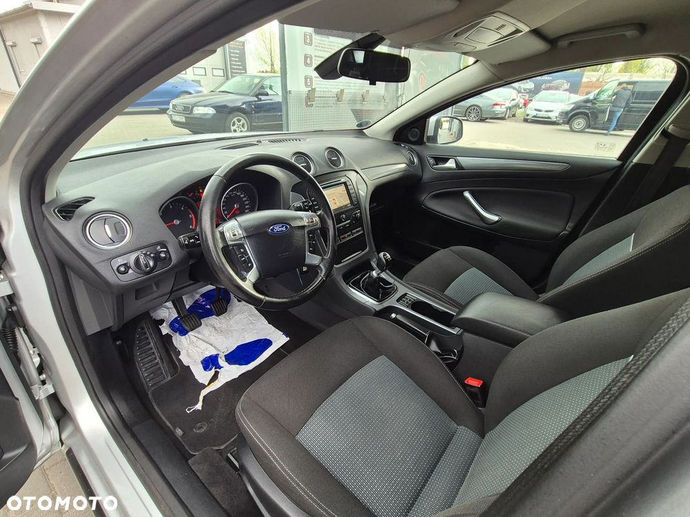 Ford Mondeo 2.0 TDCi Business Edition - 27