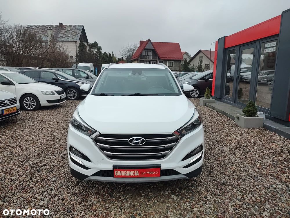 Hyundai Tucson 2.0 CRDI BlueDrive Style 2WD - 3