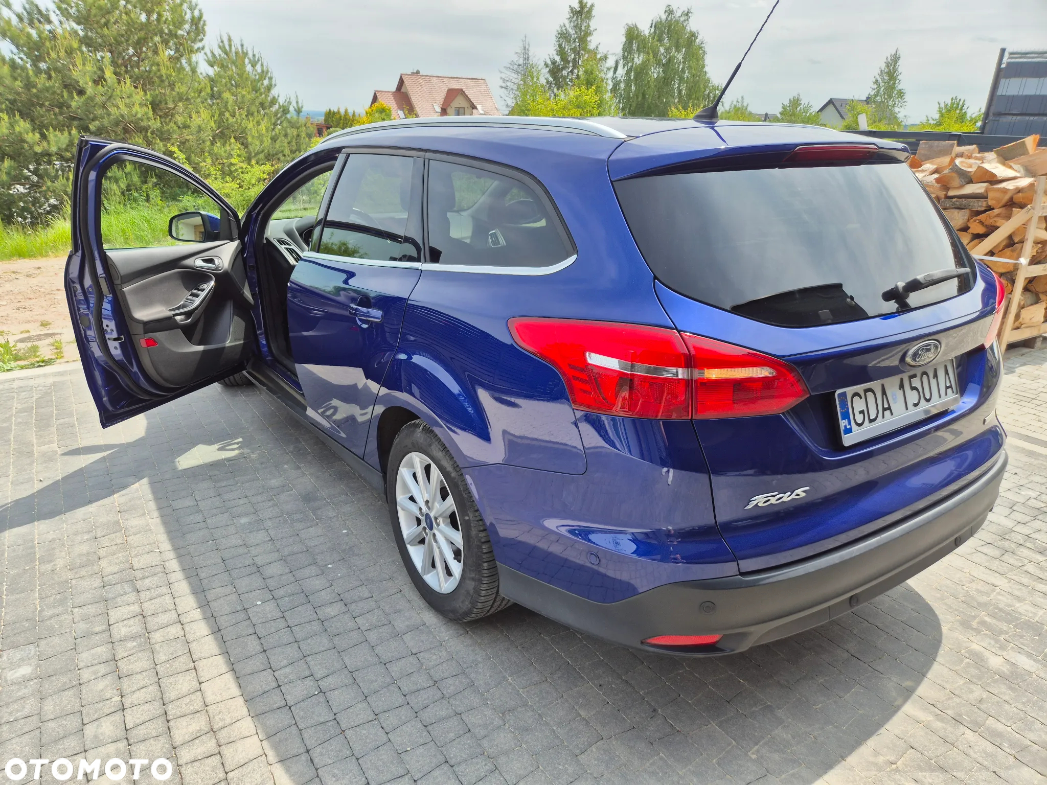 Ford Focus 1.0 EcoBoost Start-Stopp-System TITANIUM - 2