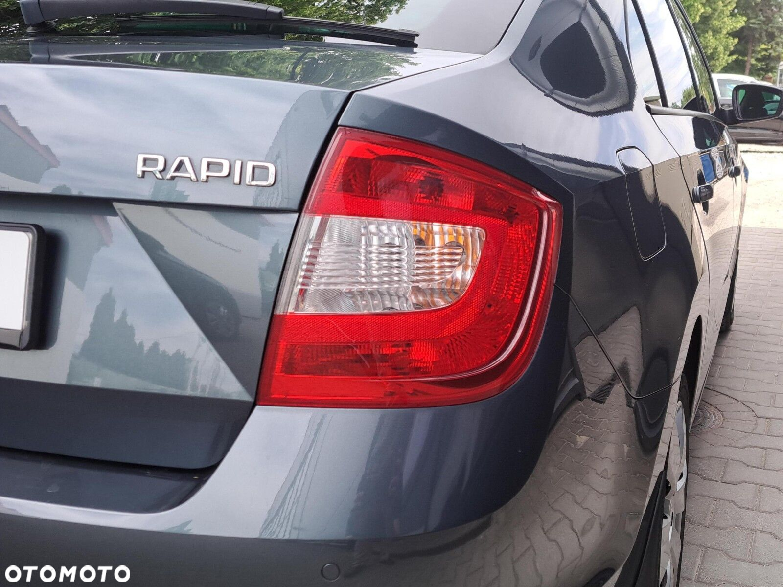 Skoda RAPID 1.2 TSI Ambition - 10