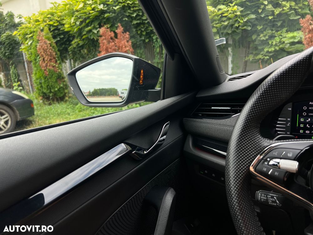 Skoda Octavia 2.0 TDI DSG Sportline - 19