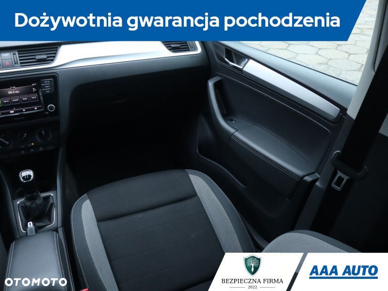 Skoda RAPID - 10