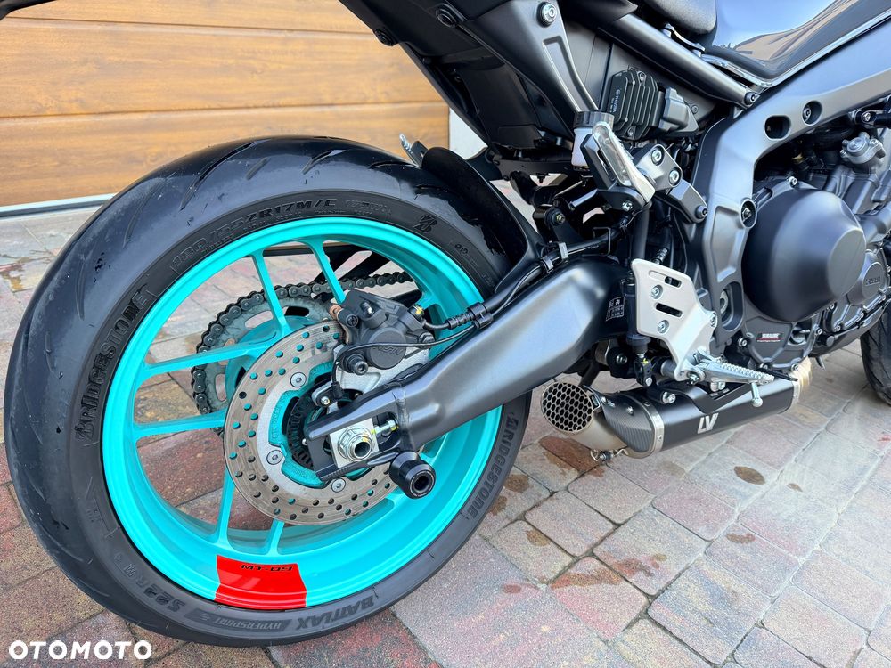 Yamaha MT - 5