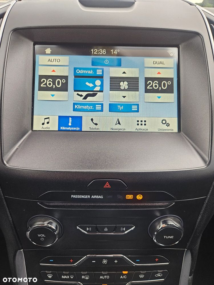 Ford S-Max 2.0 TDCi Titanium PowerShift - 38
