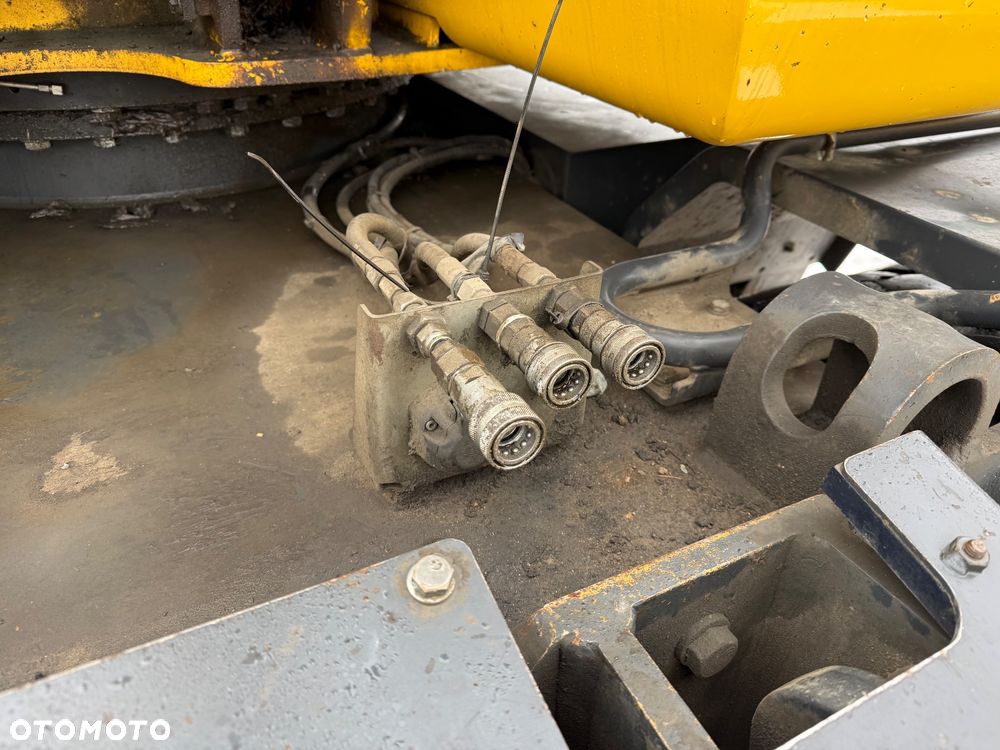 Komatsu PW 160-11 - 23