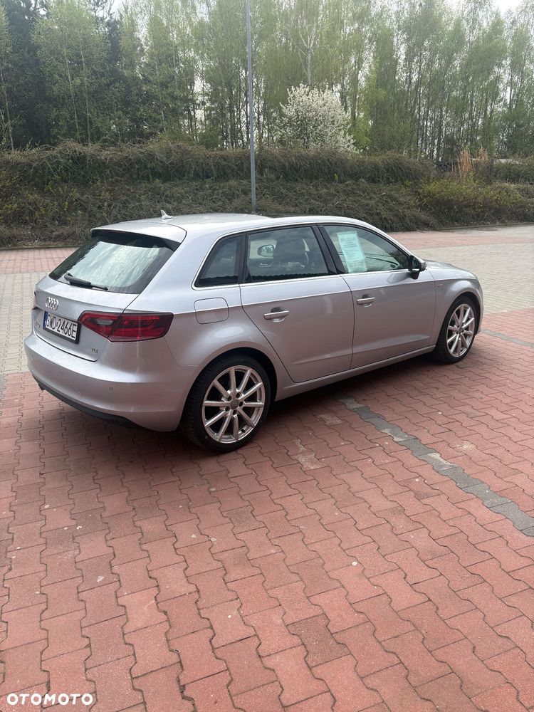 Audi A3 Sportback 2.0 TDI S tronic sport - 4