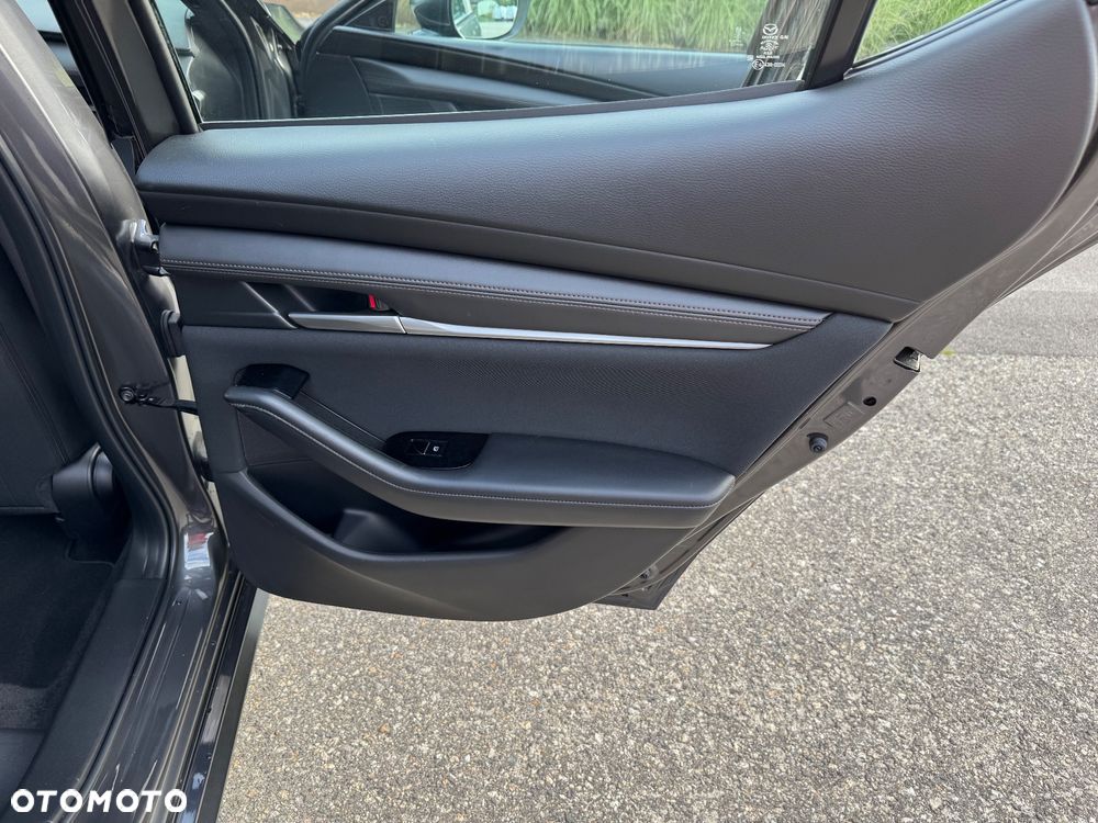 Mazda 3 SKYACTIV-X 2.0 M-Hybrid 100th Anniversary - 22