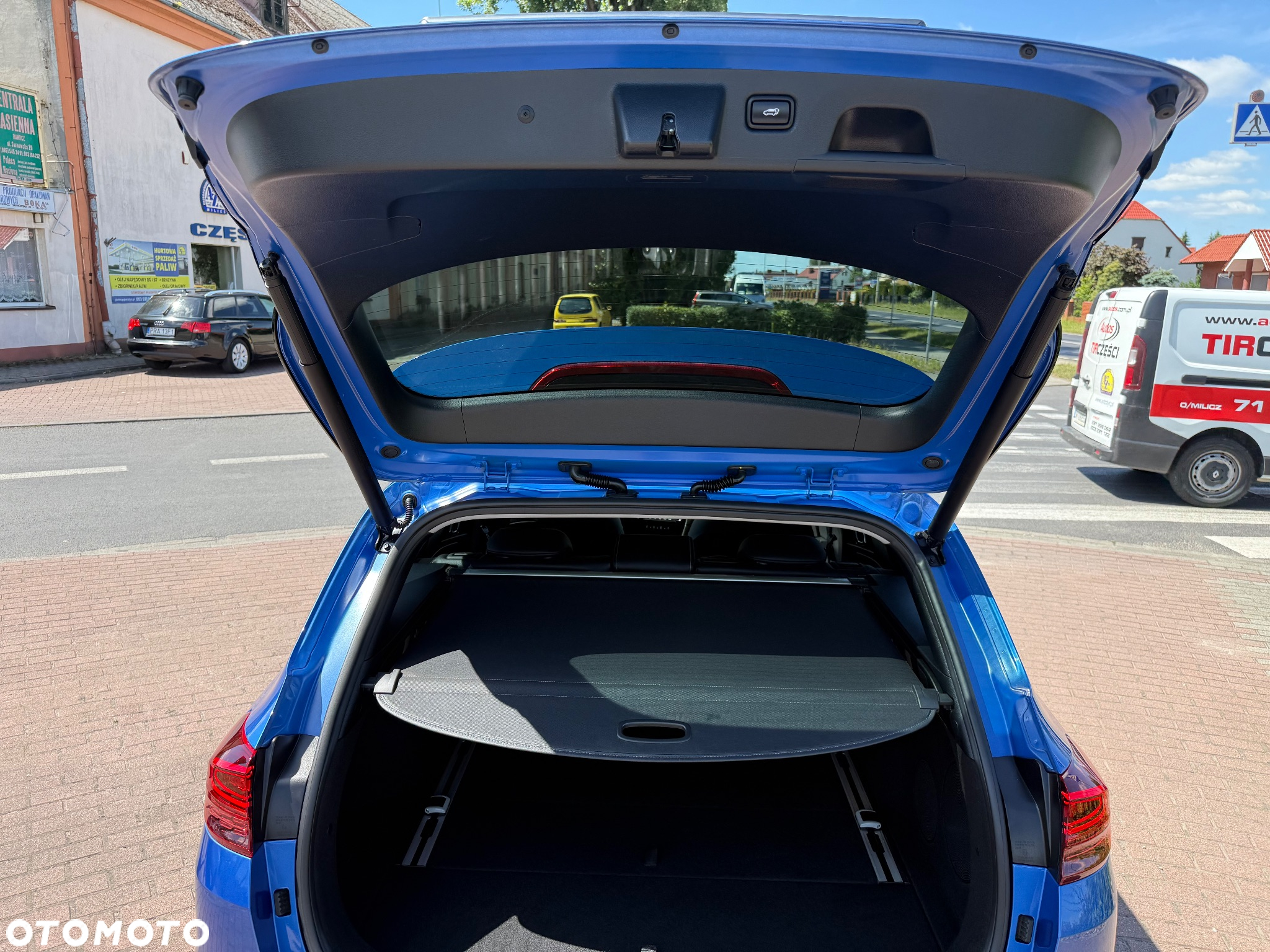 Kia Ceed SW 1.4 T-GDI DCT OPF Platinum Edition - 22