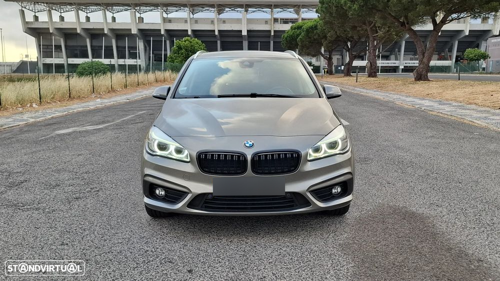BMW 218 Active Tourer i Line Luxury Auto - 8