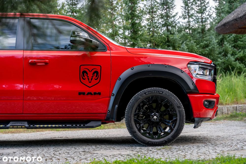 RAM 1500 5.7 Crew Cab Shortbed Laramie Sport - 10