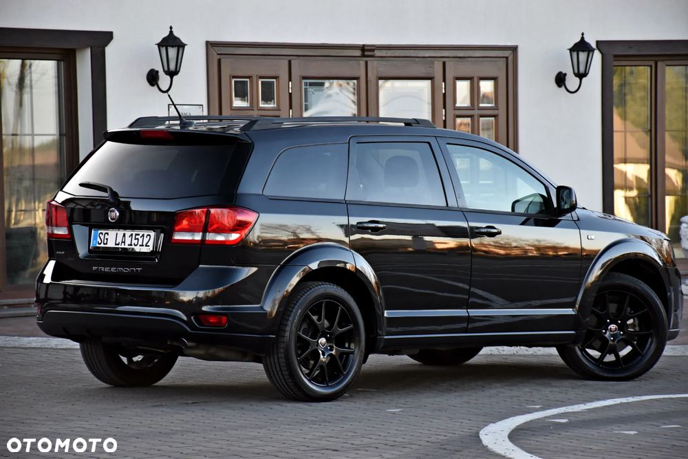 Fiat Freemont 2.0 Multijet 16V DPF Automatik Allrad Black Code - 23