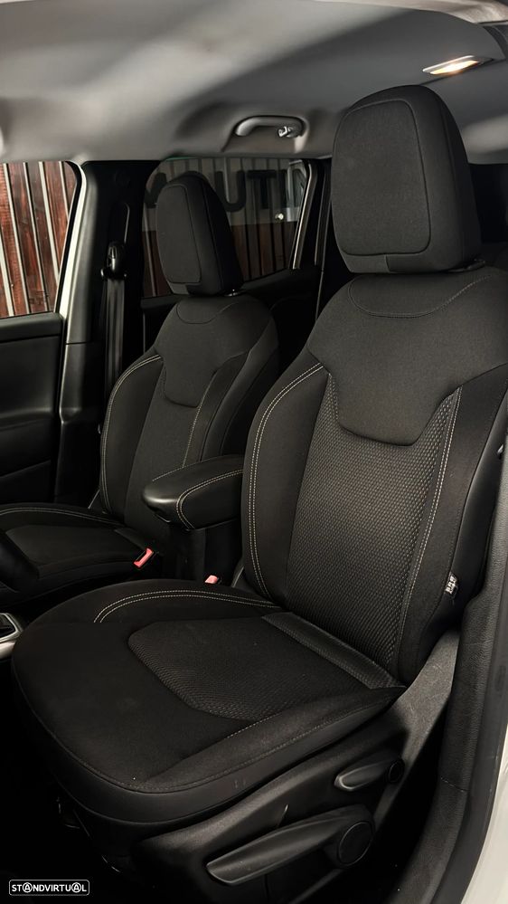 Jeep Renegade 1.6 MJD Limited - 17