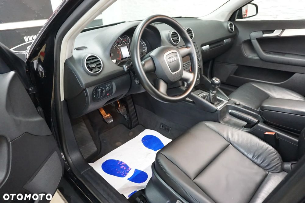 Audi A3 Sportback 2.0 TDI Ambition - 16