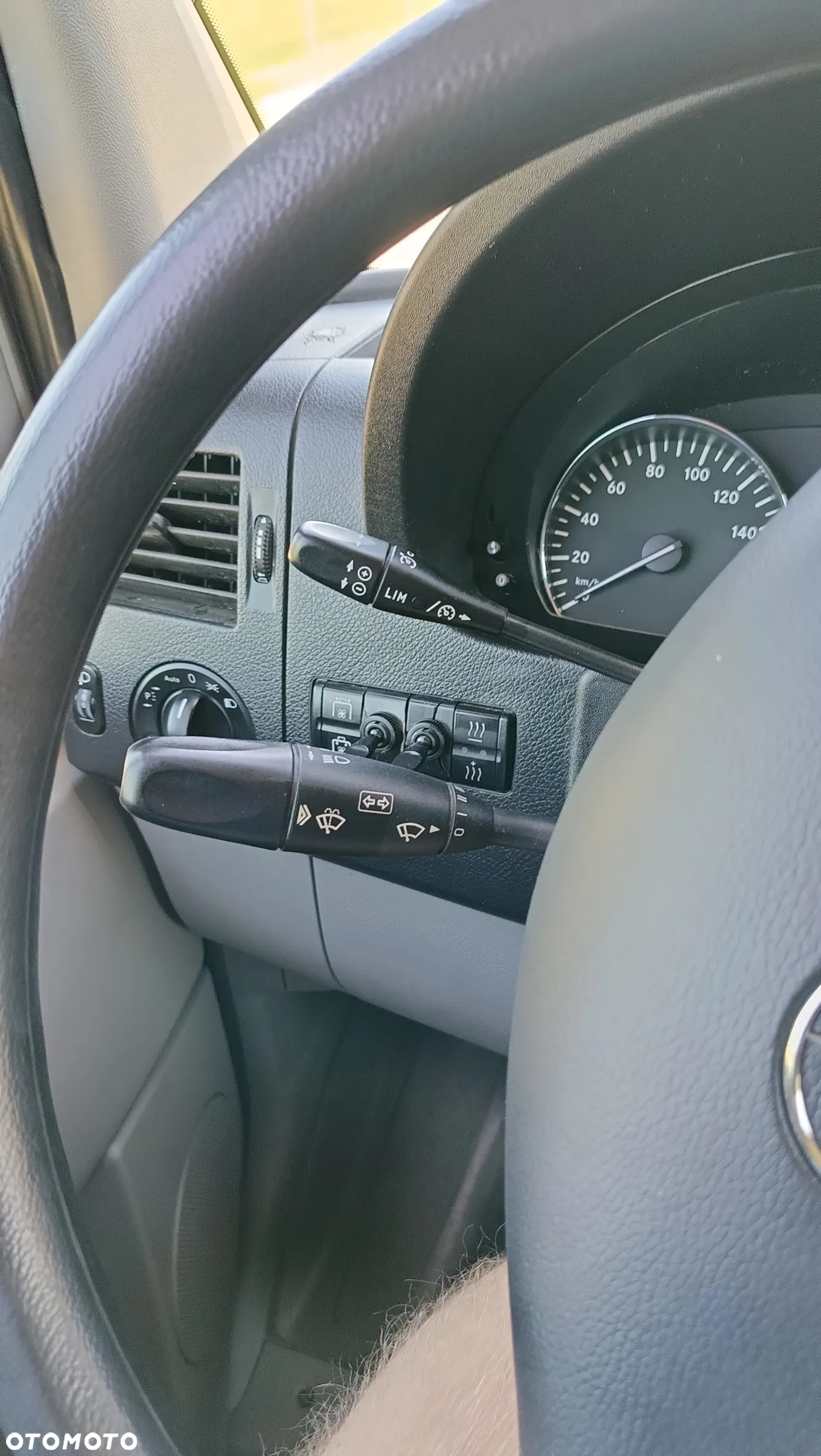 Mercedes-Benz Sprinter L2H2 Średniak 319 CDI 3.0 V6 190KM - 17