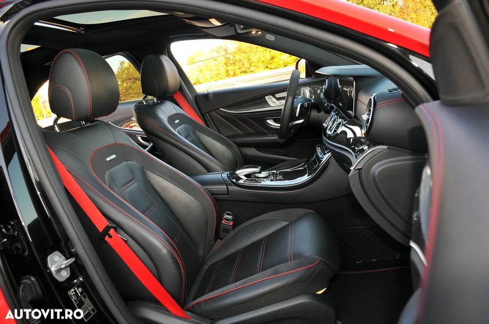Mercedes-Benz E 43 AMG 4MATIC 9G-TRONIC - 30